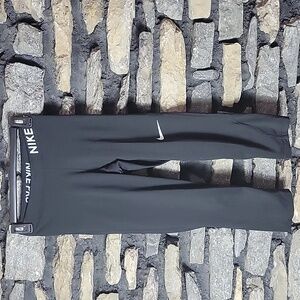 Nike Pro Black workout athleisure Leggings size small